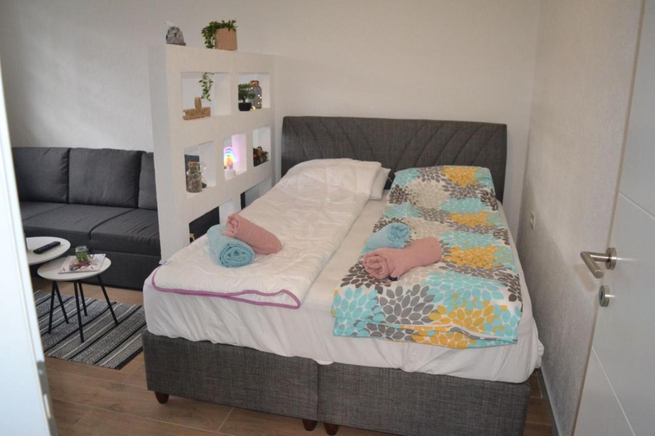 Apartman Dejna ซาราเยโว ภายนอก รูปภาพ